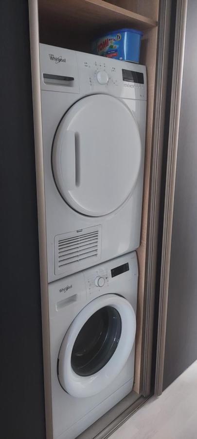 Tower Szeged Belvarosi Exkluziv Panoramas Apartman - Free Parking Екстериор снимка