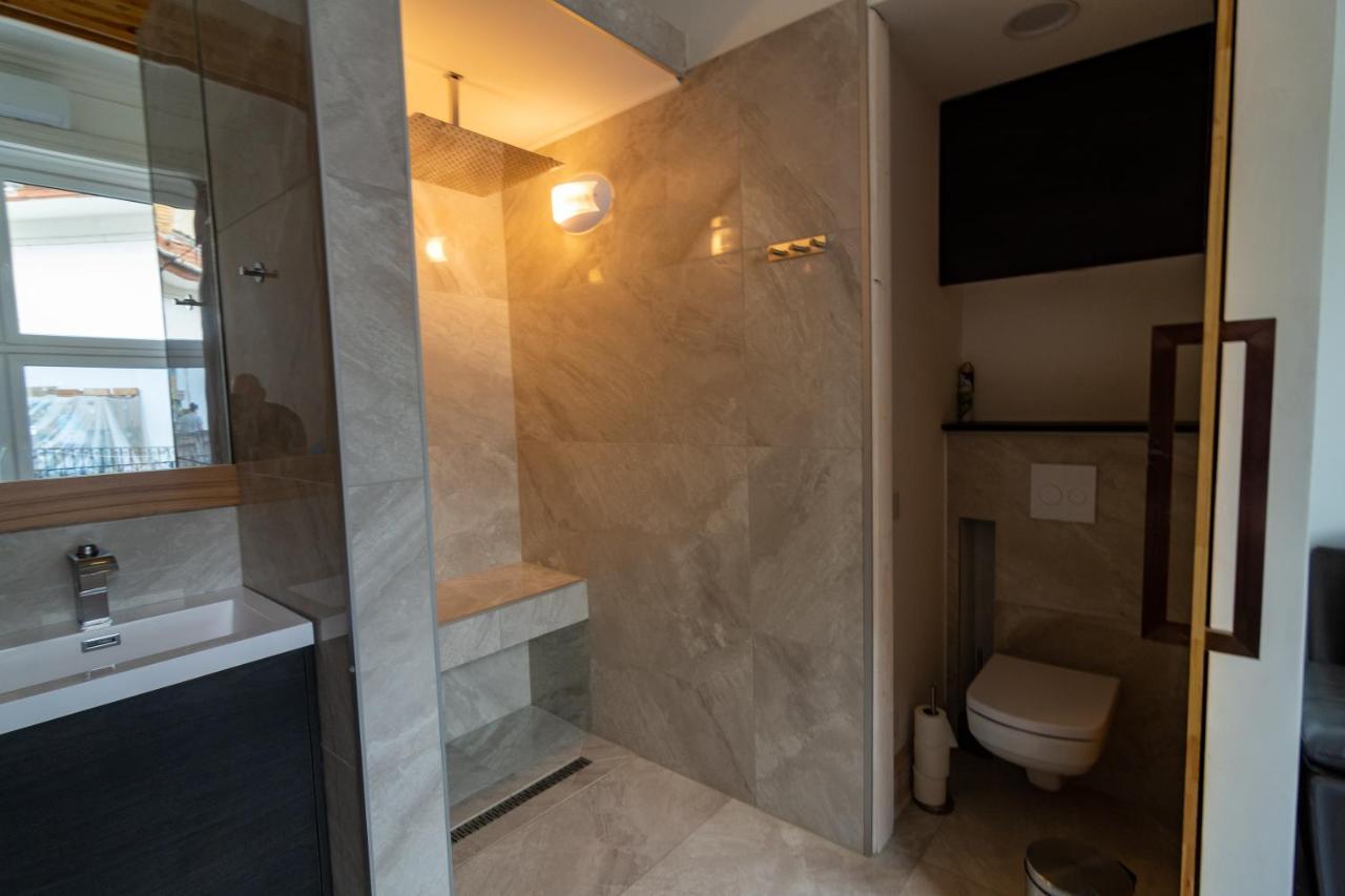 Tower Szeged Belvarosi Exkluziv Panoramas Apartman - Free Parking Екстериор снимка